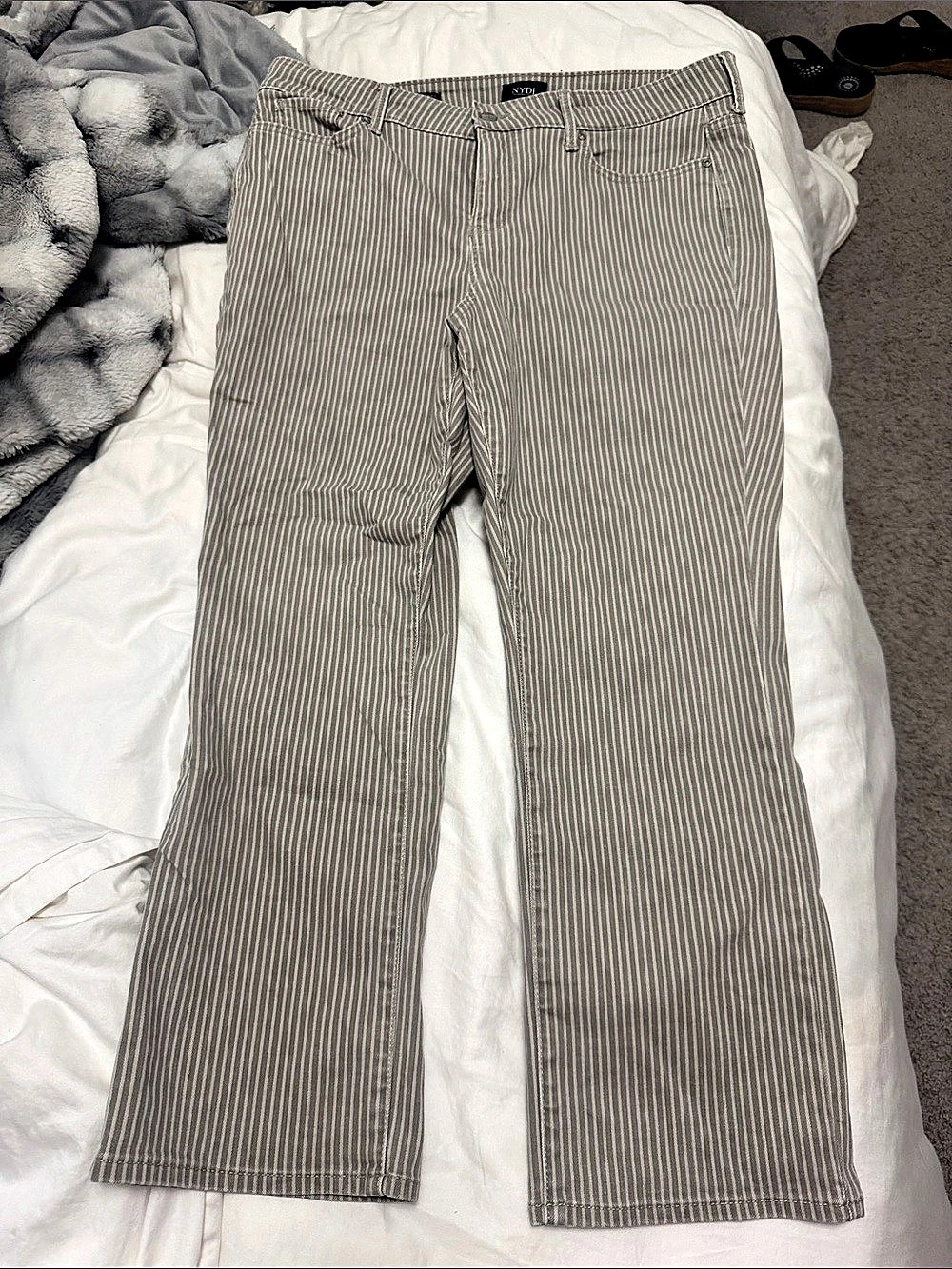 NYDJ Ellison Straight Leg Ankle Jean with Cool Embrace Size 16